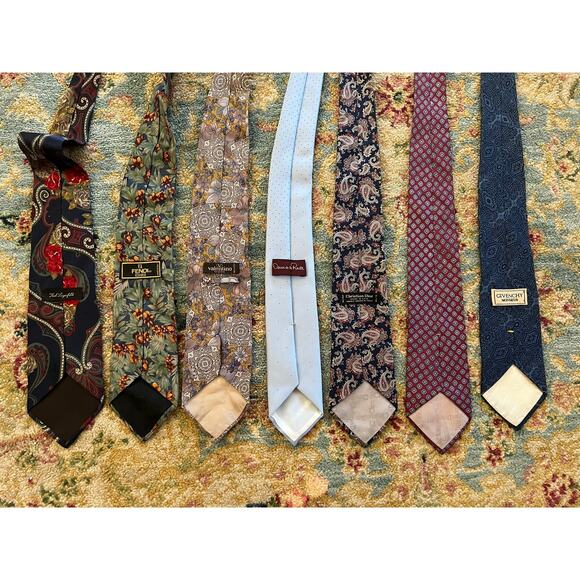 Silk Tie Bundle: Dior, De La Renta, Givenchy, Fendi, Valentino, Lagerfeld - Picture 2 of 13